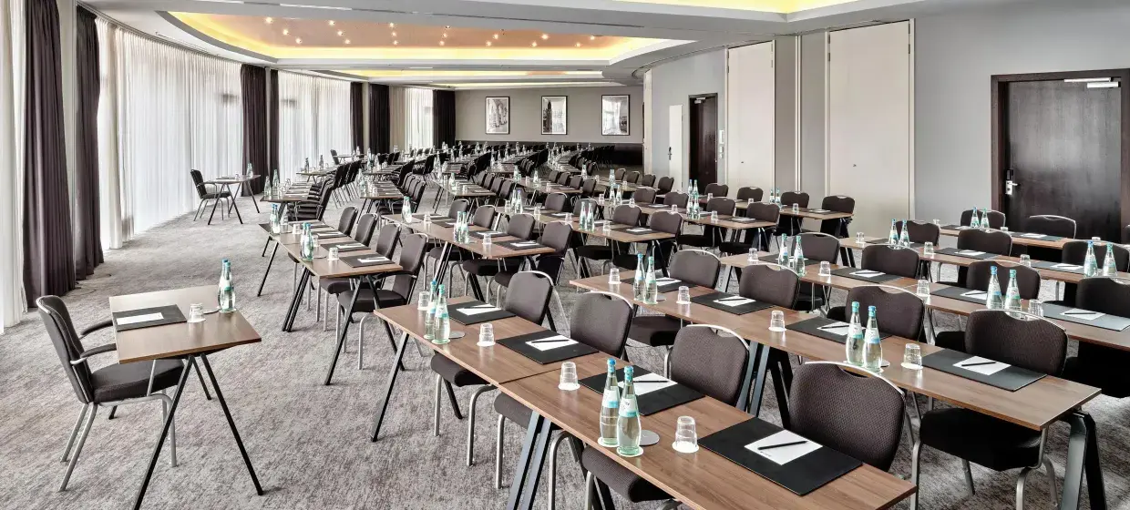 Radisson Blu Hotel Hamburg Airport – Location Hamburg Fuhlsbüttel