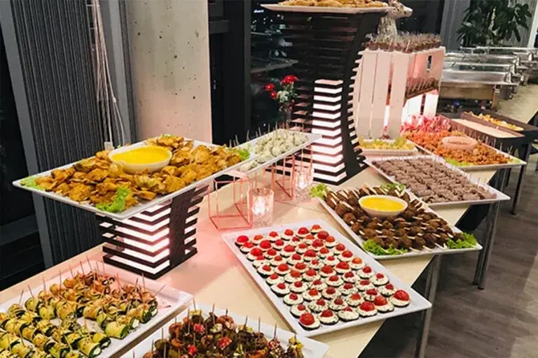 Warmes Buffet Schlemmerfreude – Kitchensurfer Event Catering Hamburg